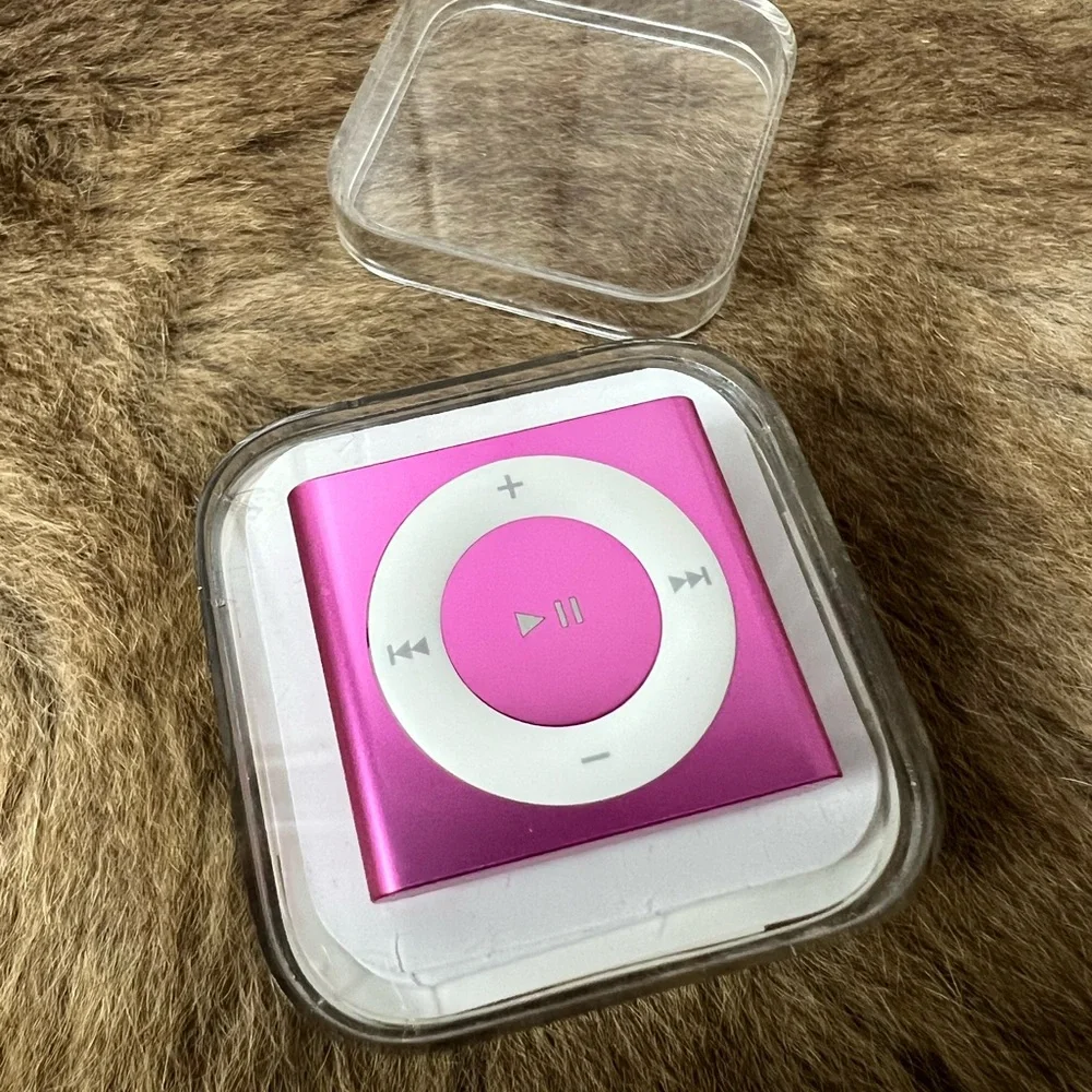 Y2K Apple IPod Shuffle 2gb NWT